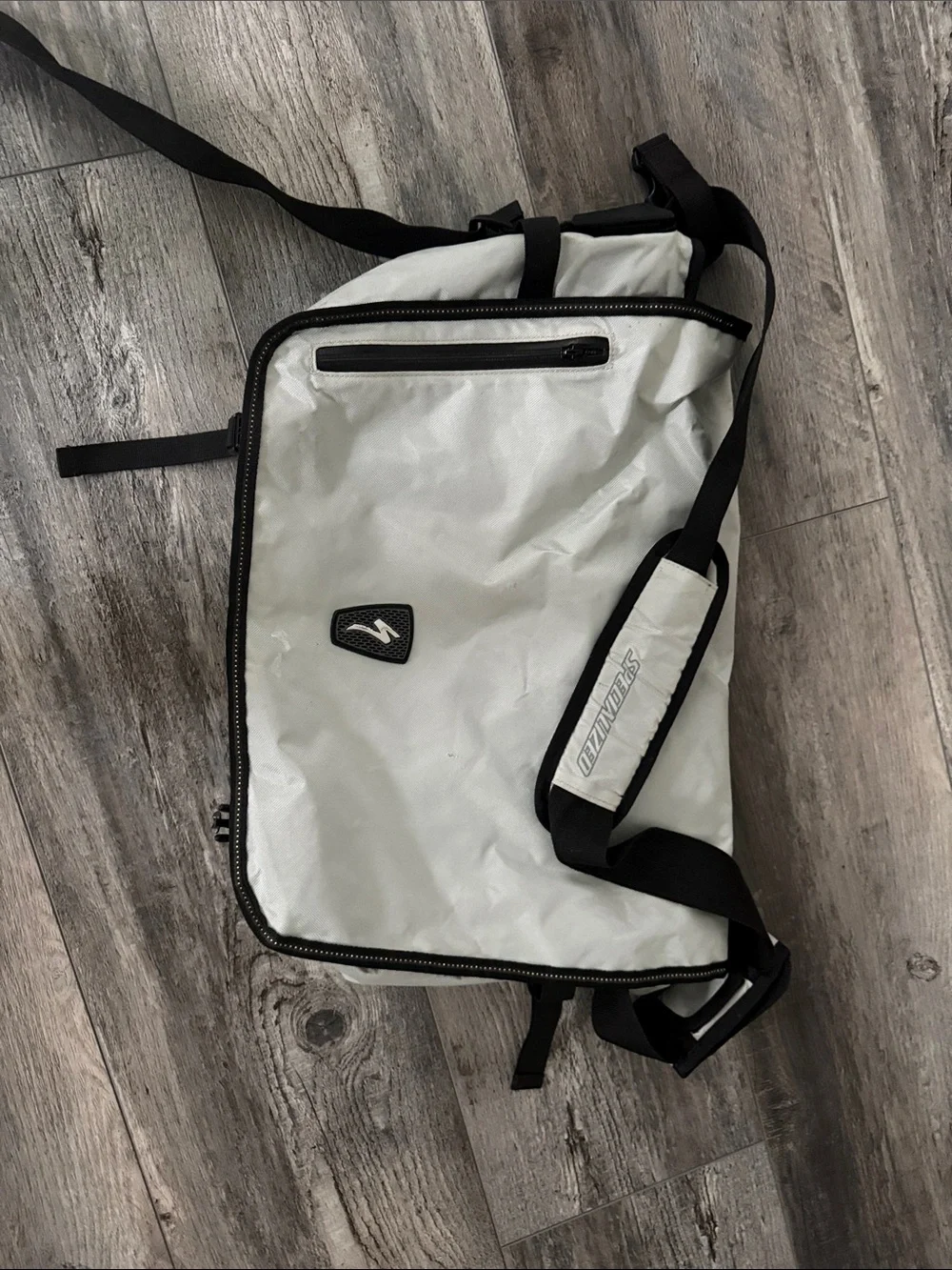 Specialized Light Grey Messenger Laptop Bag - Lightweight Men's Crossbody